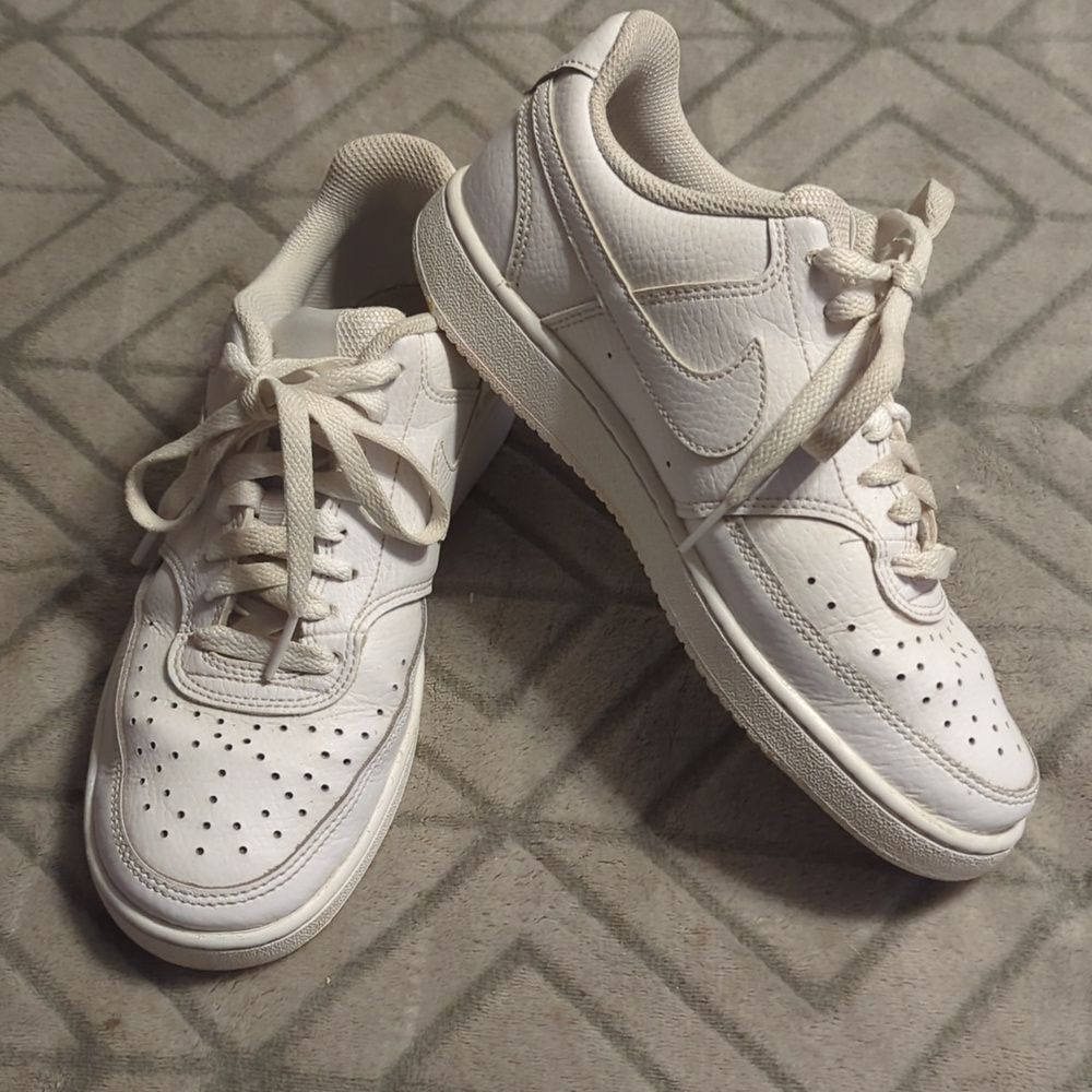 Nike Womens Court Vision Low CD5434-100 triple White Casual Sneakers Size 6.5